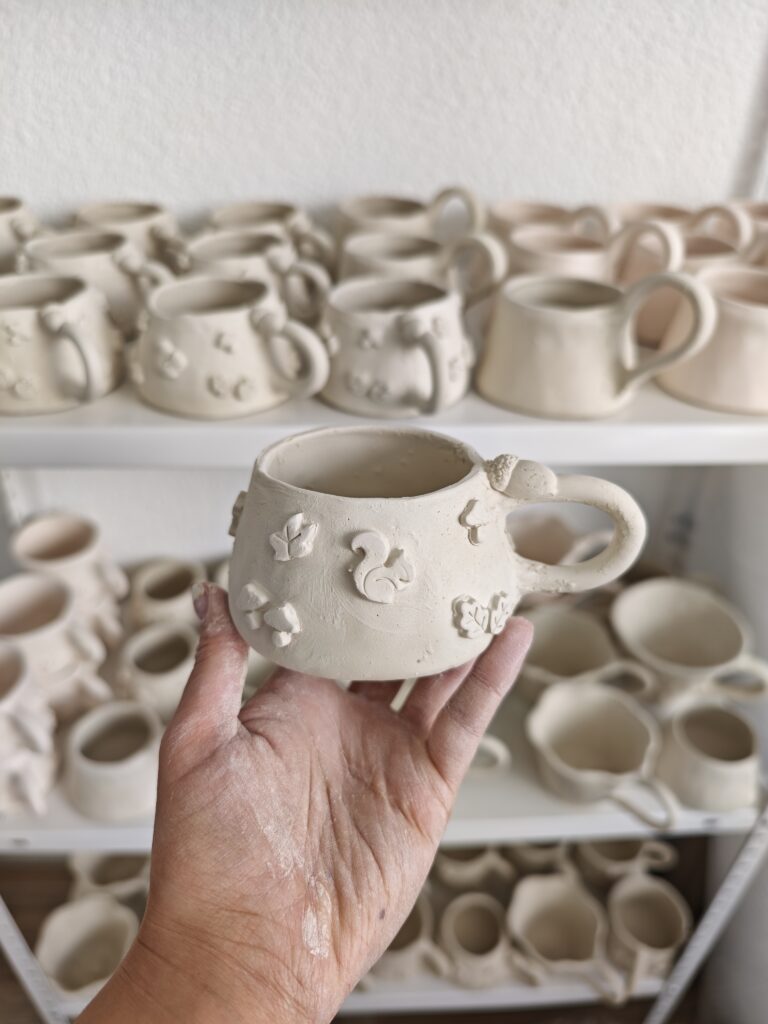 Lovely Mugs - Kézműves kerámia termékek